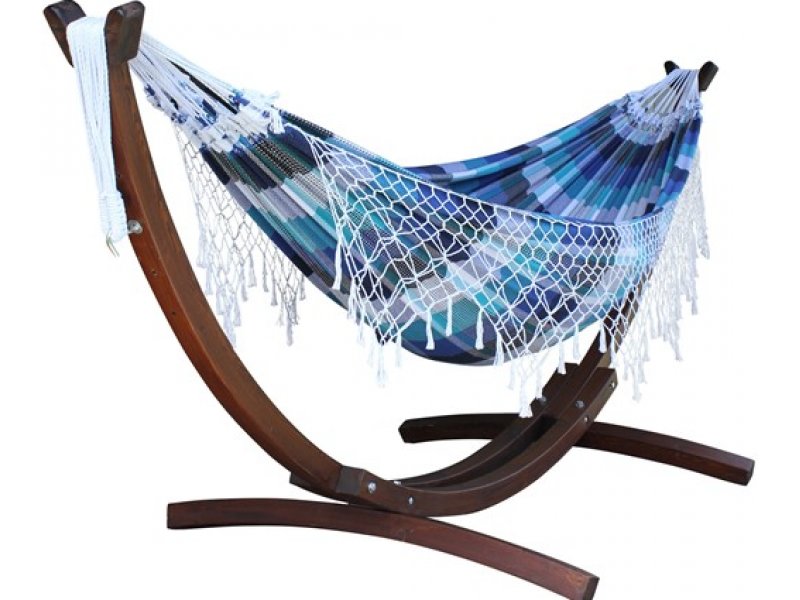 Ξυλινη Βάση Τοξοτή με μεγάλη βραζιλίανικη αιώρα με κρόσια Marina Tropical Blue