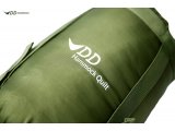 Sleeping Bag Comfortable & versatile 3-season sleepin-bag insulation